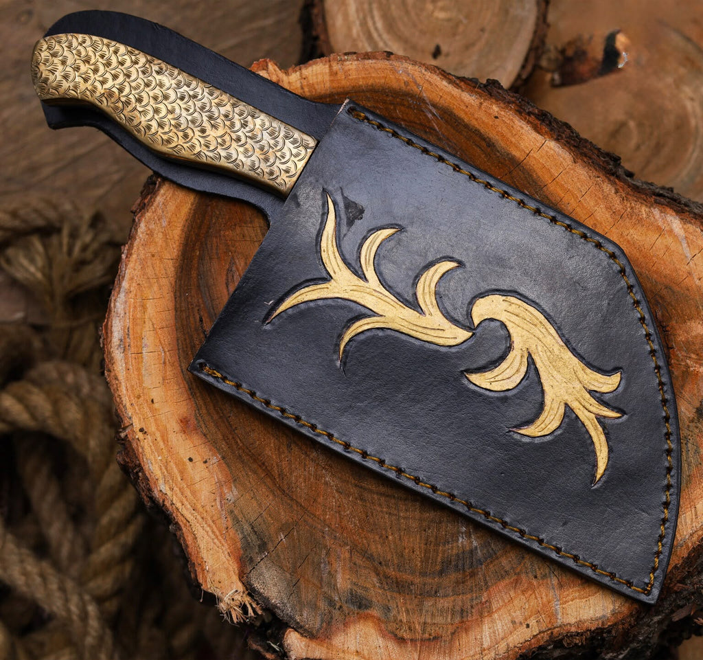 Fish Scale Cleaver – Hand-Forged Damascus Steel Butcher Knife with Fish Pattern Blade & Wooden Handle
