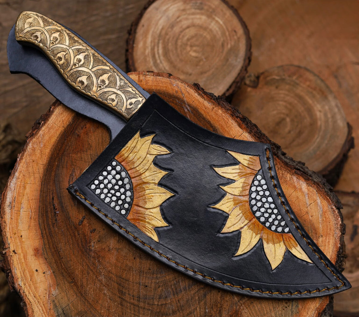 Engraved Damascus Cleaver – Handmade Butcher Knife with Custom Pattern & Wooden Handle