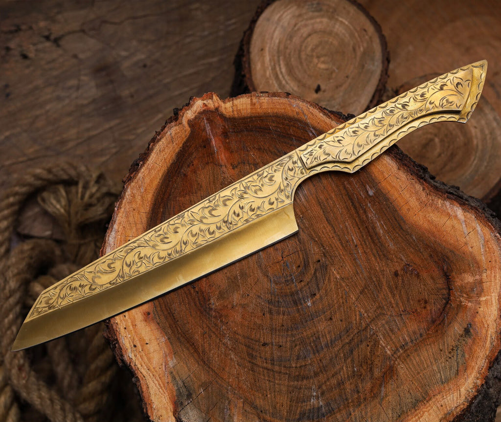 Engraved Bowie Knife – Handmade Damascus Steel Knife with Ornate Blade and Wooden Handle